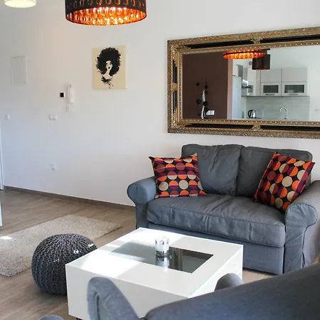 Luxury With Private Pool Apartment